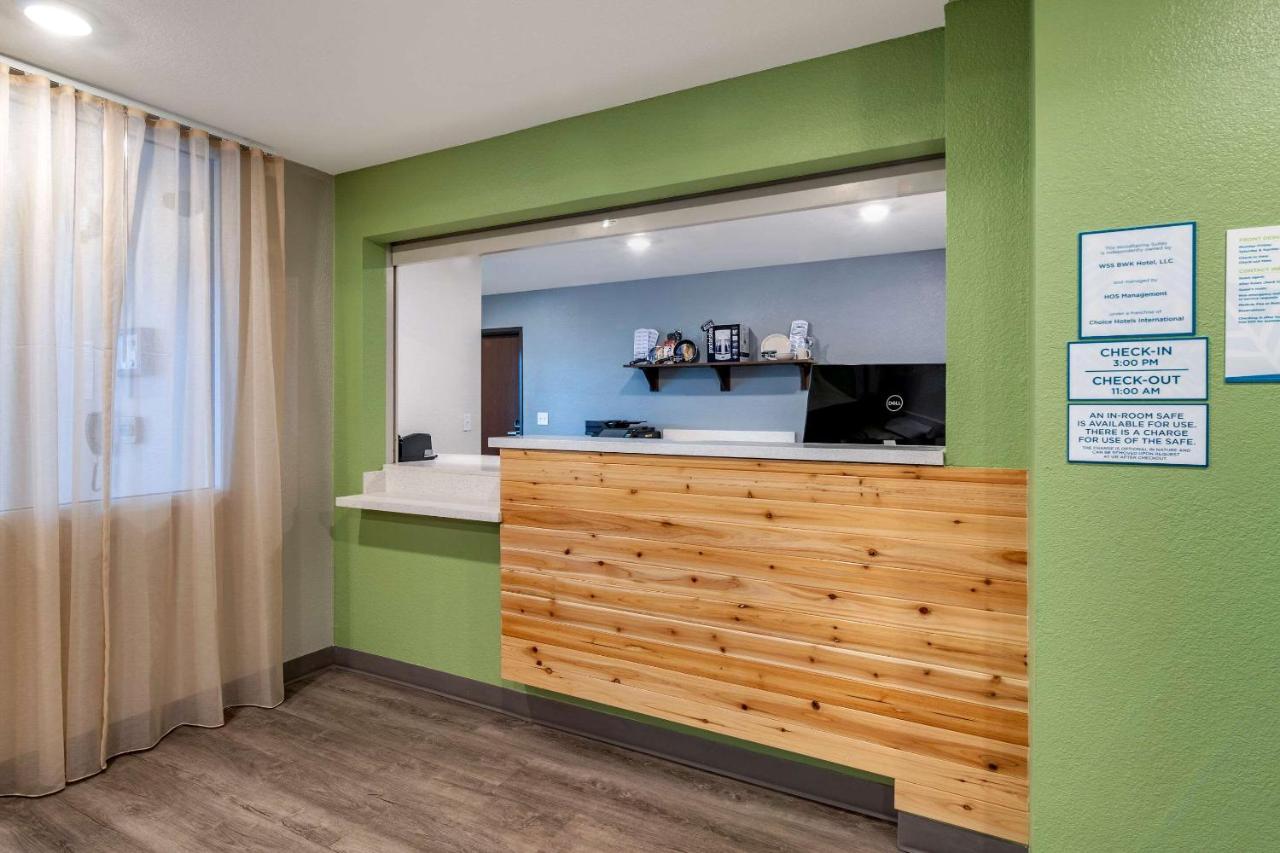 Woodspring Hotel 2*